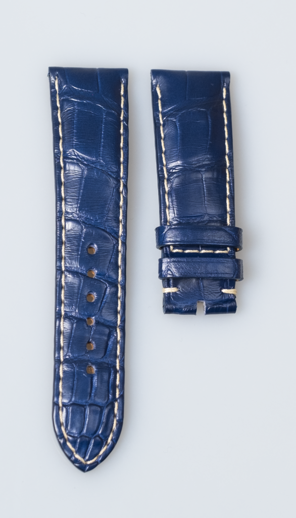 Breitling bleu alligator leather 20 mm. reference 1015P