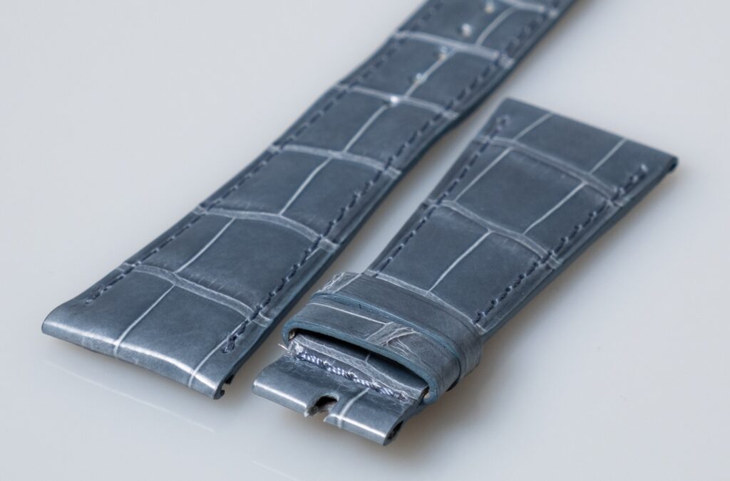 Patek Philippe Light bleu alligator leather watch strap. 22 mm. - Afbeelding 2