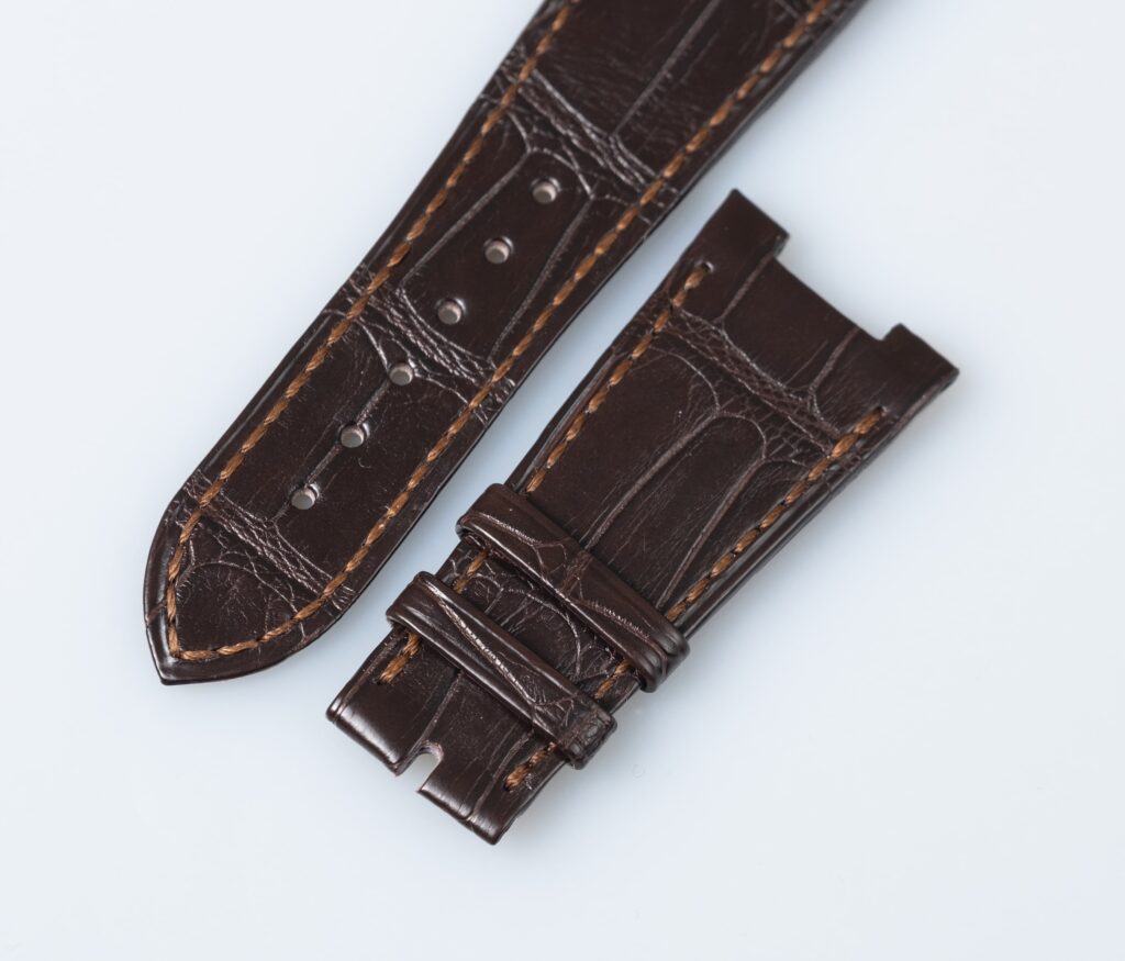 Patek Philippe, Nautilus matt dark brown alligator leather watch strap 25 mm. - Afbeelding 2