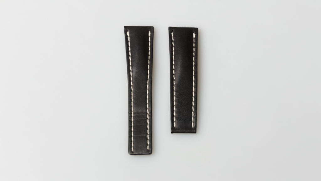 Breitling black calfskin leather strap 22 mm.