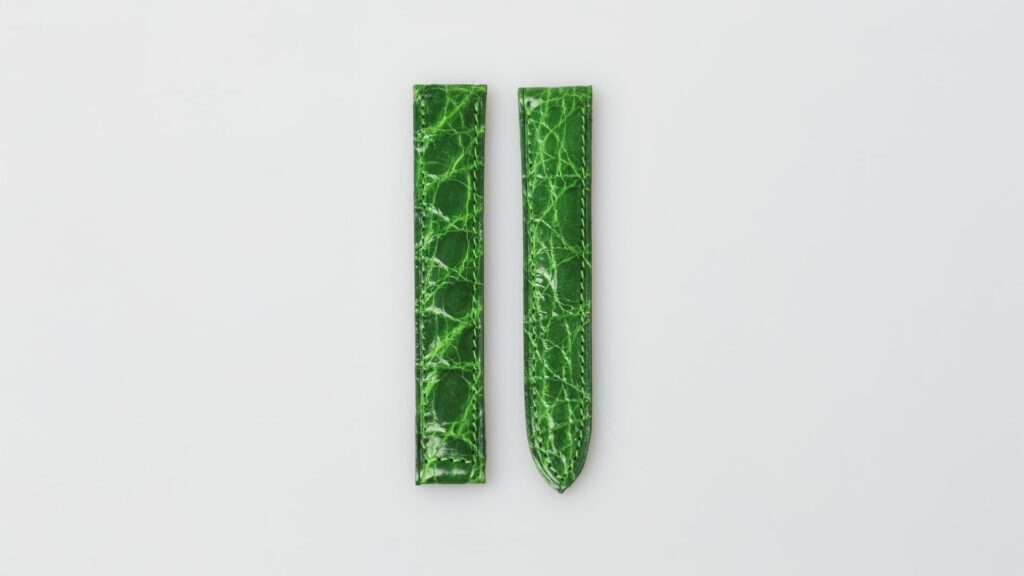 Cartier-alligator-shiny-green-leather-watch-strap-15.5mm-reference-must-de-cartier