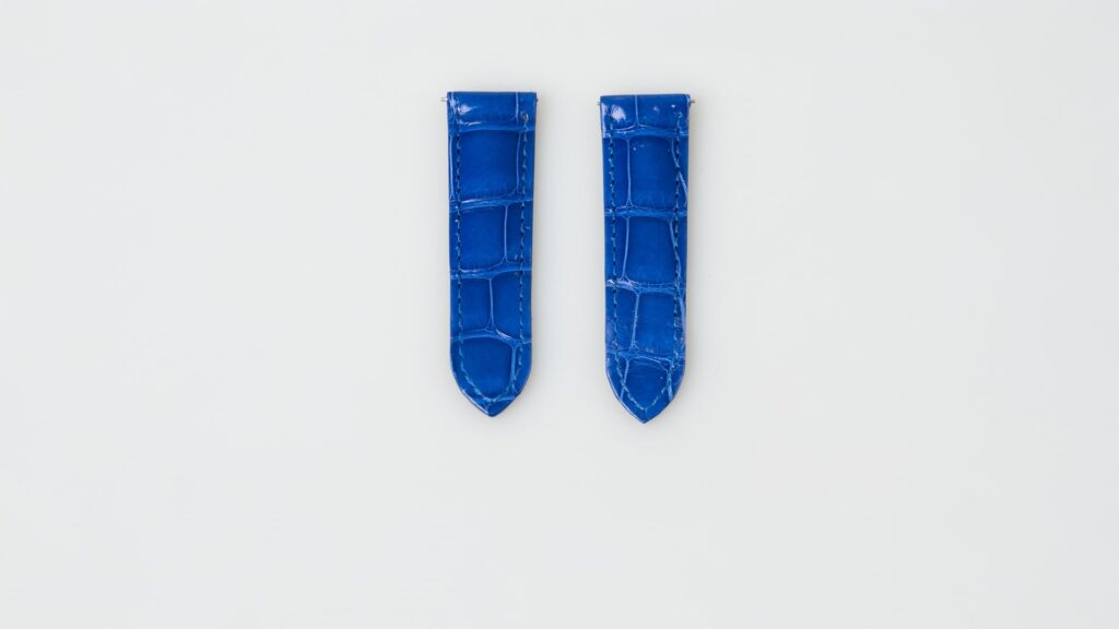 Cartier alligator shiny lapis bleu watch strap, 18 mm, reference KD6UZN04