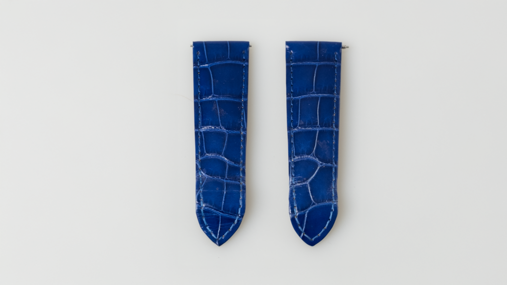 Cartier alligator shiny lapis bleu leather strap, 20.5 mm. reference KD6VZN04